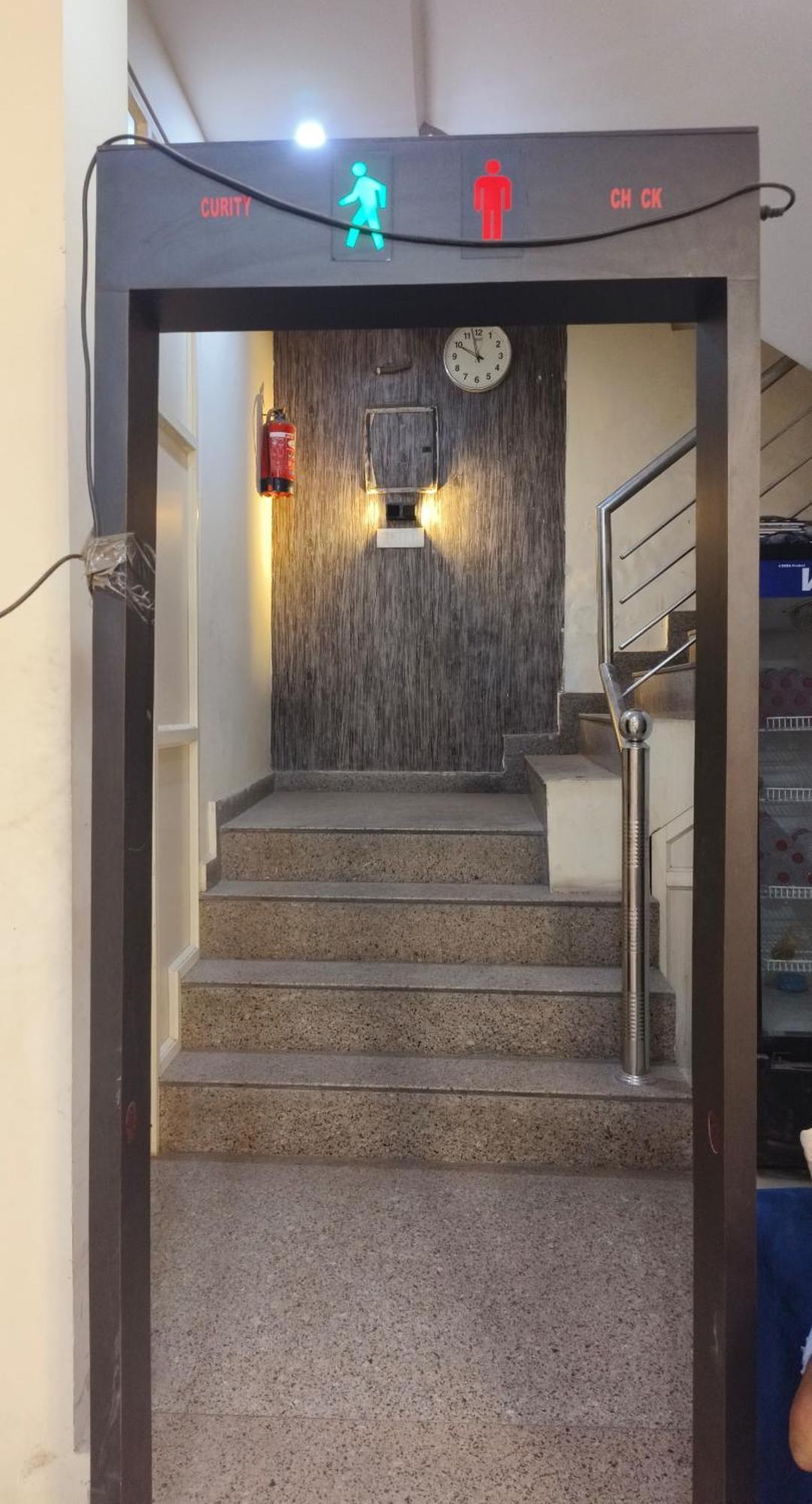 Hotel Luxury Global Yeni Delhi Dış mekan fotoğraf
