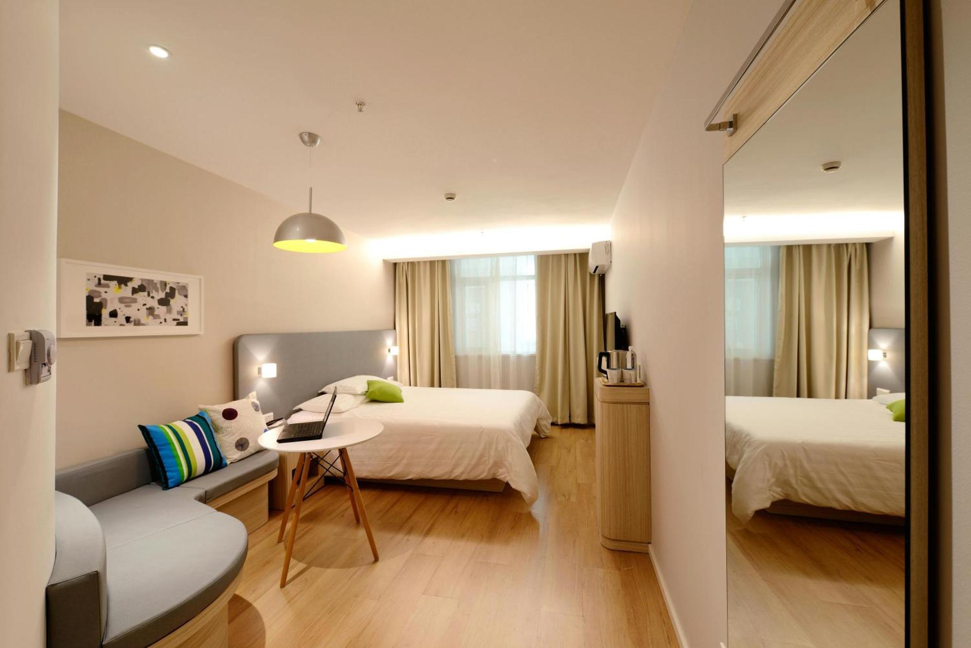 Hotel Luxury Global Yeni Delhi Dış mekan fotoğraf