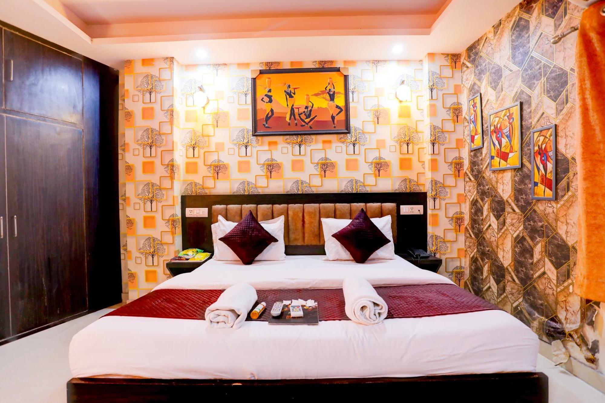 Hotel Luxury Global Yeni Delhi Dış mekan fotoğraf